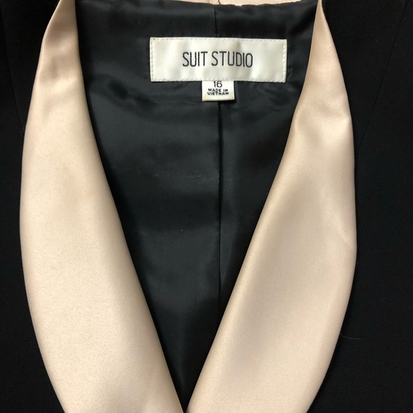 Suit Studio - Black and Cream Suit - Picture 5 of 8